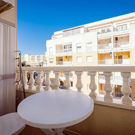 Gases Id48 Apartment Torrevieja